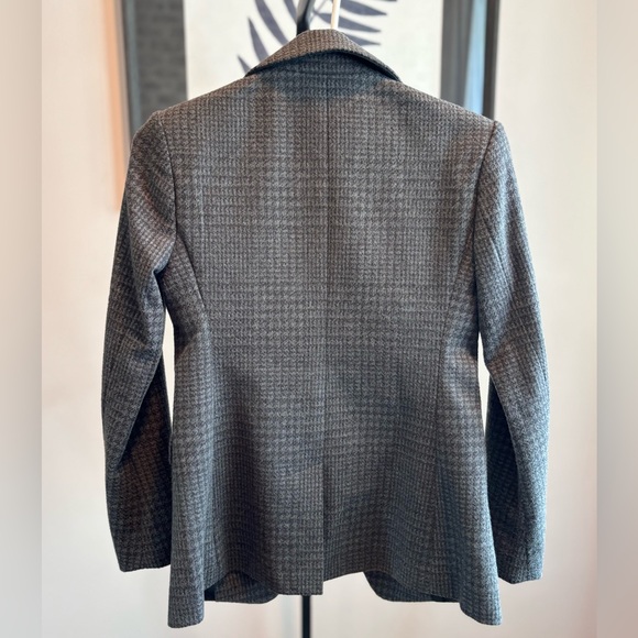 Banana Republic Double Breasted Captains Blazer - Picture 2 of 3